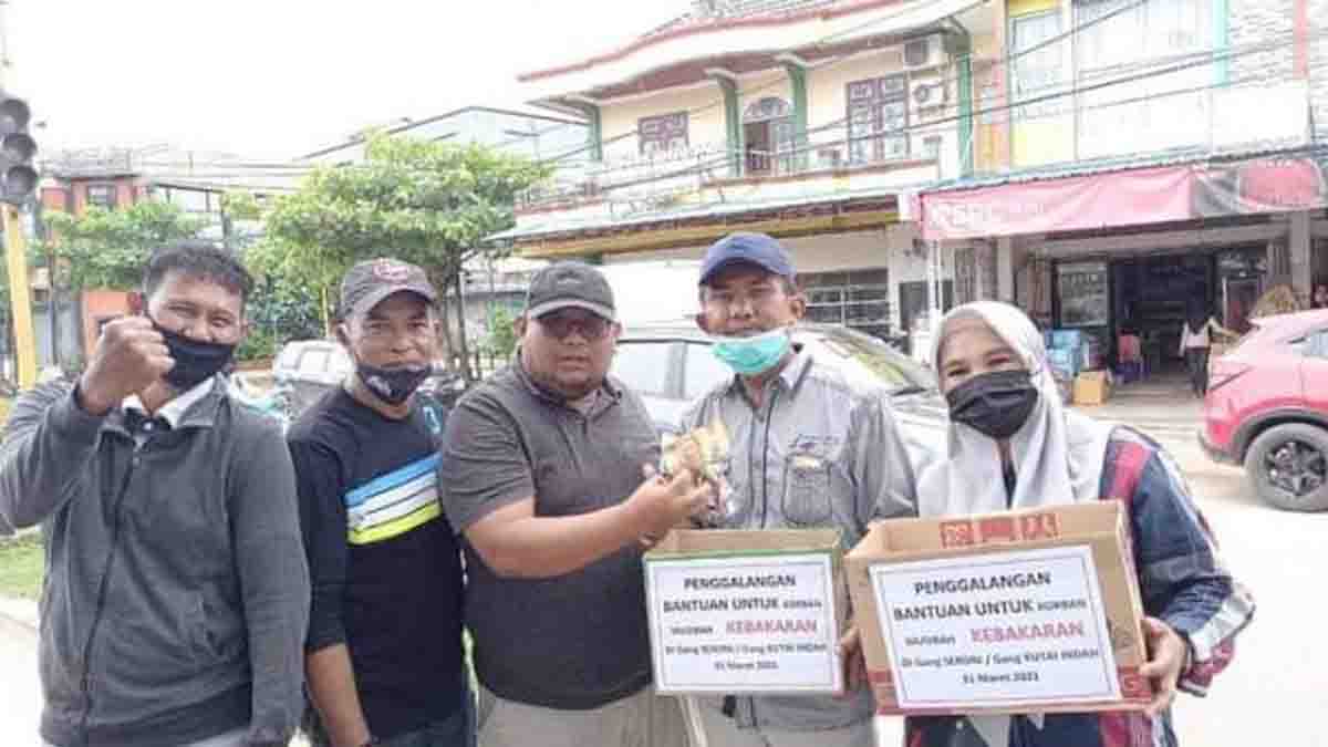 Bantu Korban Kebakaran, Agusriansyah Galang Dana Bersama Kerukunan