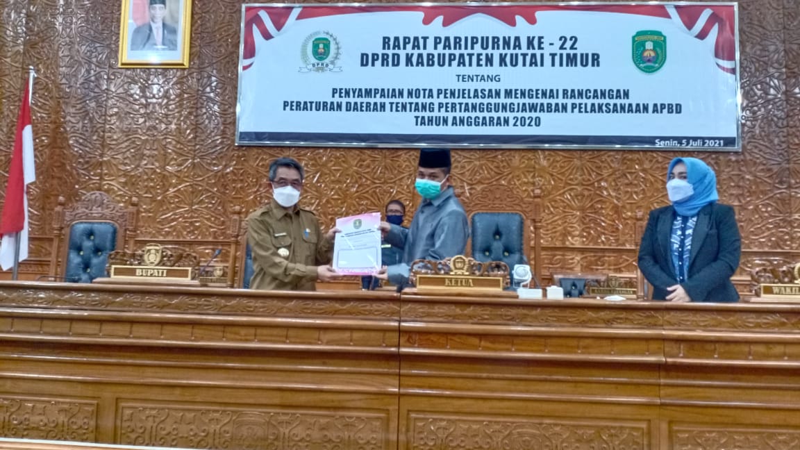 Bupati Kutim Ardiansyah Sampaikan Nota Penjelasan