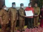 Pemkab Kutim dan Pemprov Kaltim Teken MoU Pembangunan Daerah