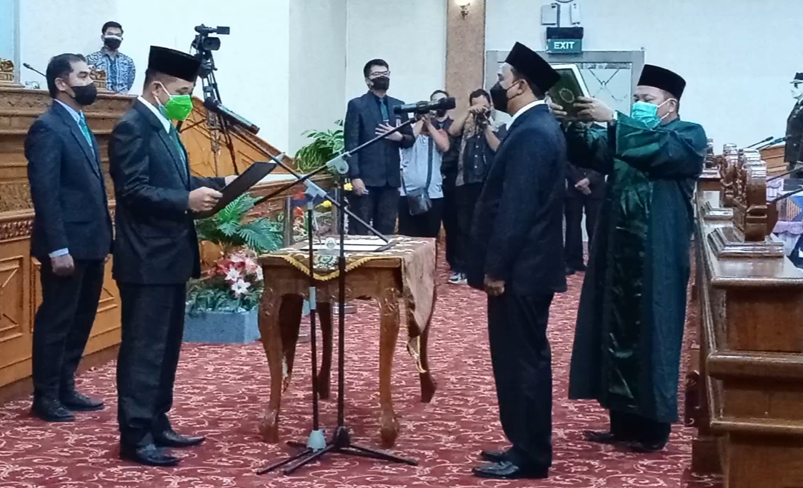 Resmi, Ahmad Gazali Jadi Anggota DPRD Kutim Gantikan Encek UR Firgasih