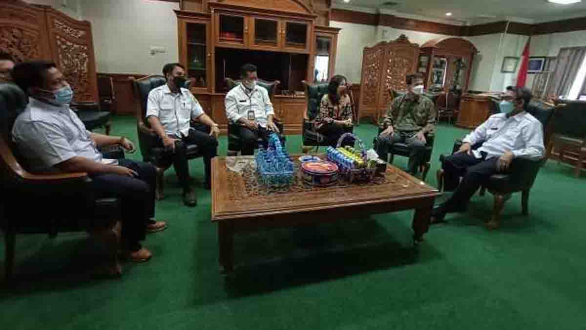 Pemkab Kutim dan Yayasan Hutan Tropis Teken Kesepakatan