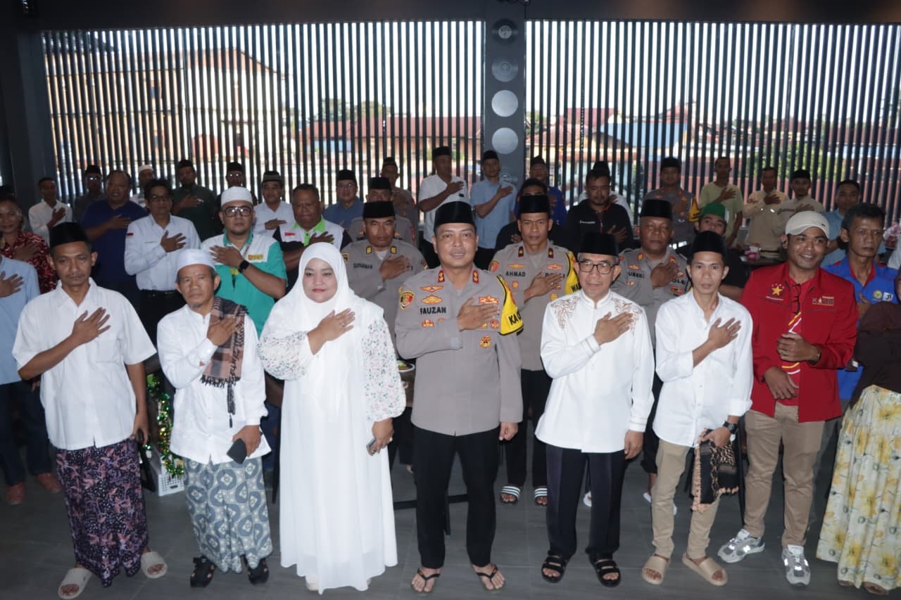 Dari Ulama hingga Buruh, Kapolres Kutim Satukan Elemen Lewat Bukber